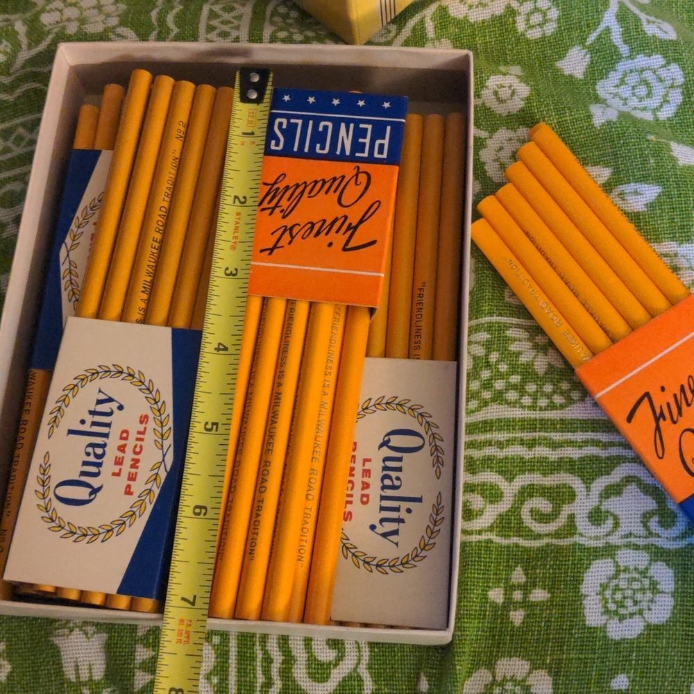 Finest Quality Vintage Pencils‎ - Picture 7 of 13